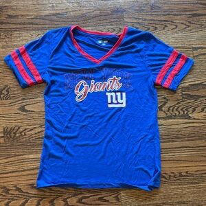 NFL Team Apparel New York Giants V-Neck Short Sleeve Tee Shirt, Size Medium